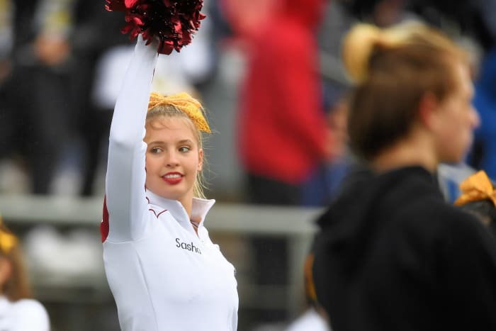Tualatin.Central-Catholic.6A-football-final.Leon-Neuschwander.68
